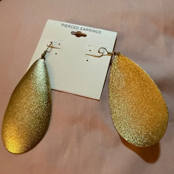 Gold Teardrop Earrings NWT - Picture 5 of 5